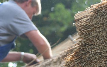 professional Muggintonlane End thatchers